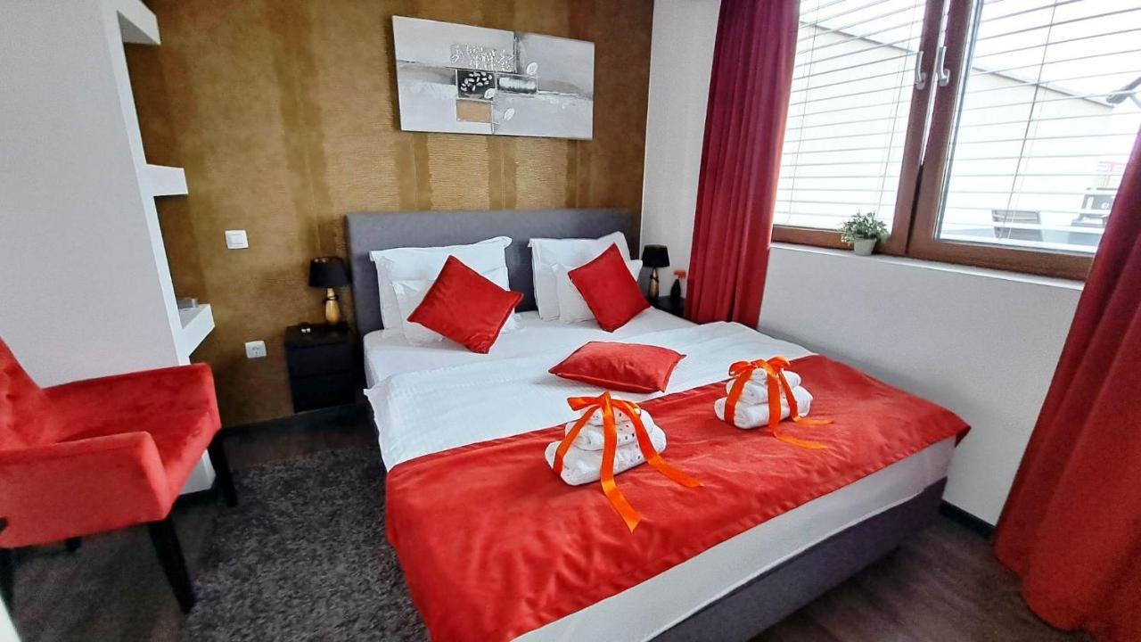 Arcobaleno Apartments & Rooms Varazdin Luaran gambar