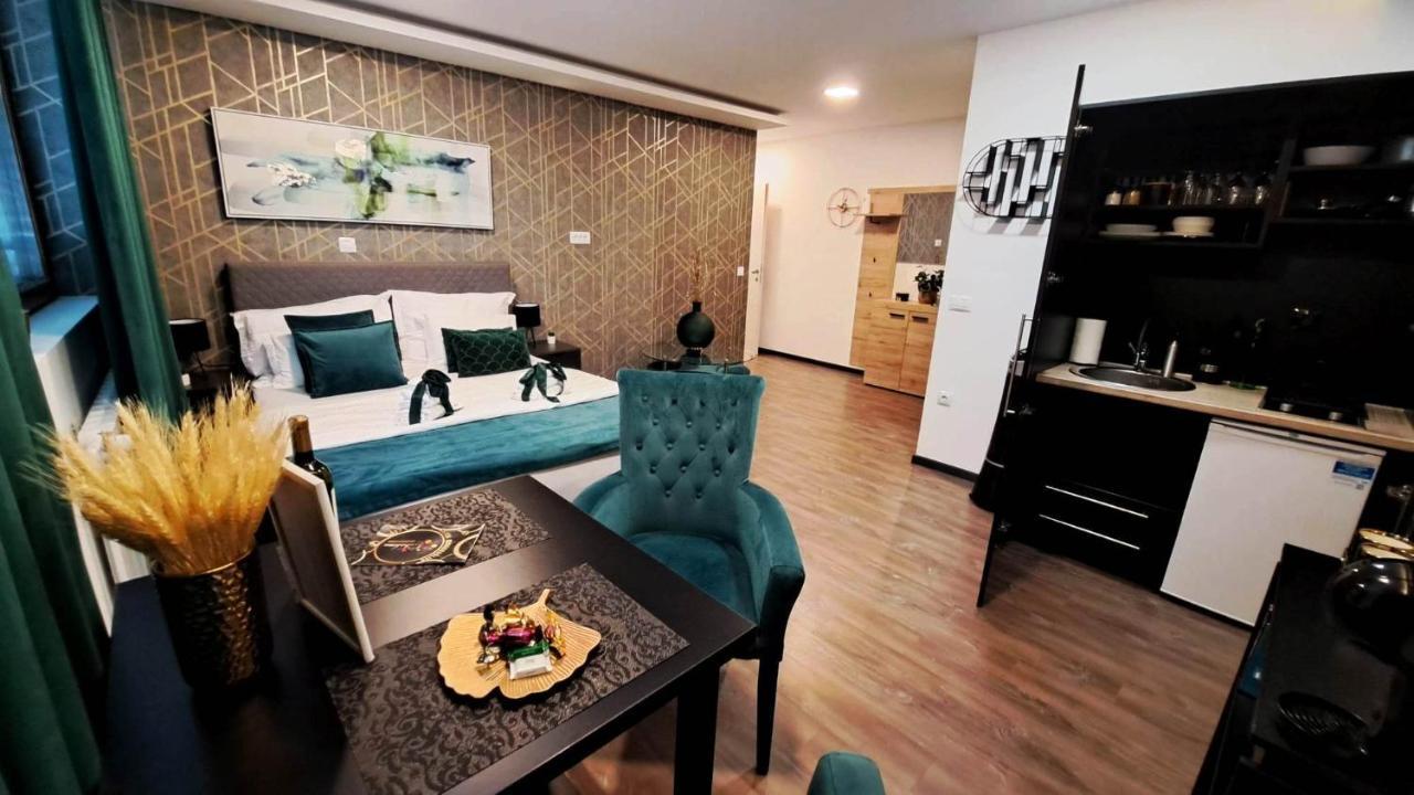 Arcobaleno Apartments & Rooms Varazdin Luaran gambar