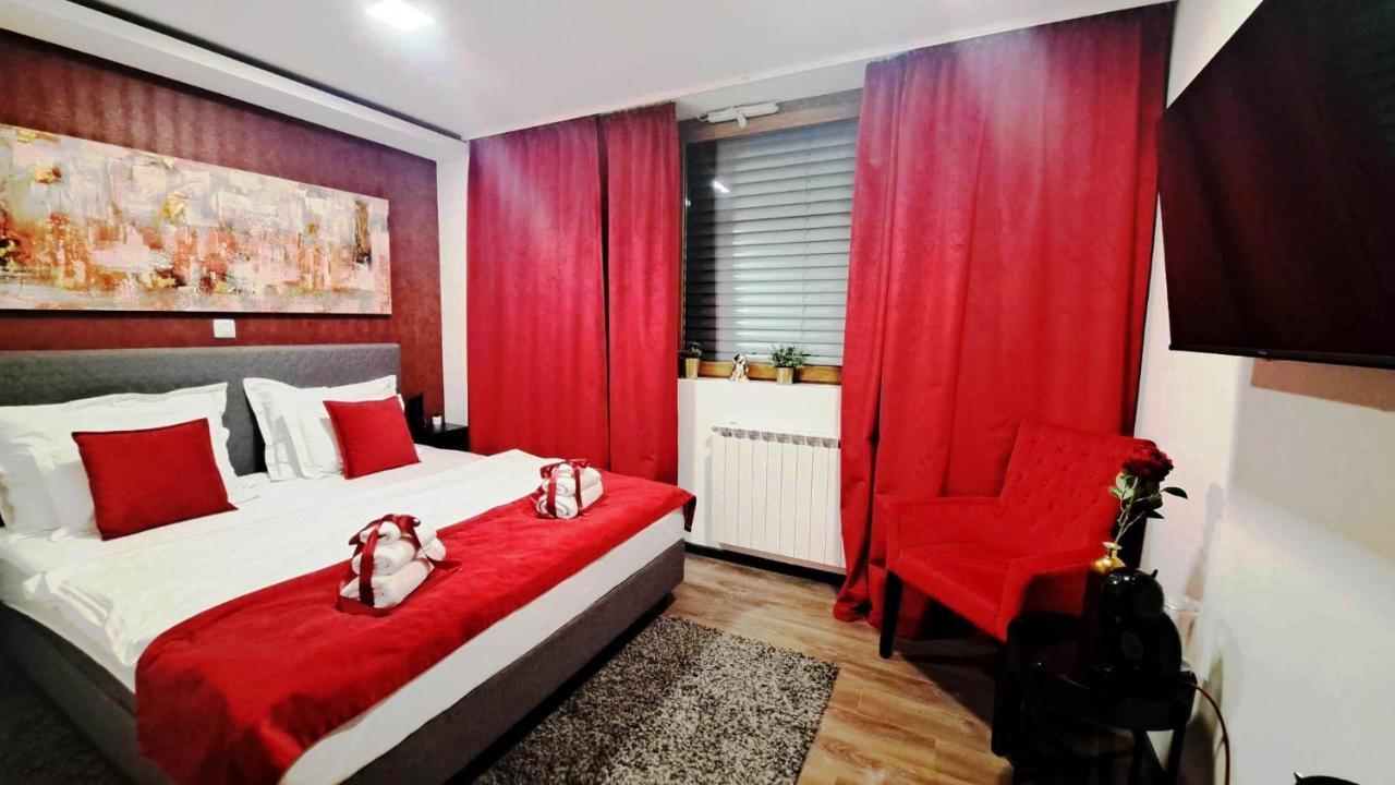 Arcobaleno Apartments & Rooms Varazdin Luaran gambar